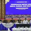 Konferensi pers penindakan impor ilegal beras, garam dan balpres
