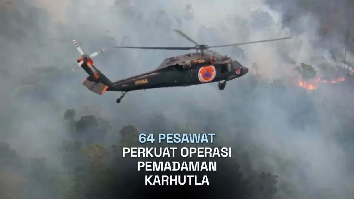 Salah satu helikopter BNPB yang ikut melakukan pemadaman kebakaran hutan dan lahan di Indonesia. ANTARA/HO-Sek