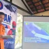Kepala Seksi Operasi Kantor SAR Banten, Rizky Dwianto, memaparkan strategi rencana Operasi SAR hari ke-10 terh