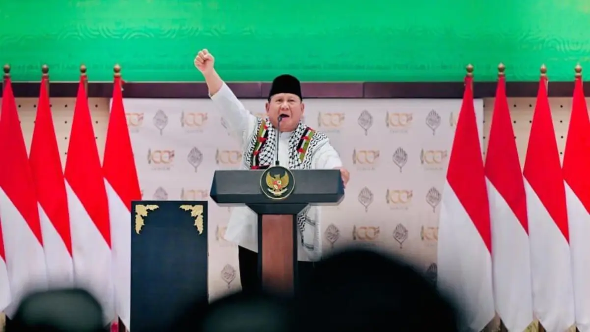 Presiden Prabowo Subianto menghadiri acara syukuran 100 tahun Pondok Modern Darussalam Gontor di Ponorogo, Jaw