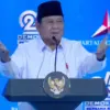 Presiden Republik Indonesia Prabowo Subianto memberi sambutan pada acara Perayaan HUT ke-25 Partai Demokrat, R