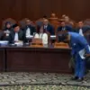 Hakim MK Tegur dan Usir Ahli Pihak Terkait Gibran karena Pernyataannya soal Sidang PHPU Ilegal
