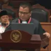 Denny Indrayana Duga Ada Dissenting Opinion di Putusan Mahkamah Konstitusi Soal Ijazah Gibran