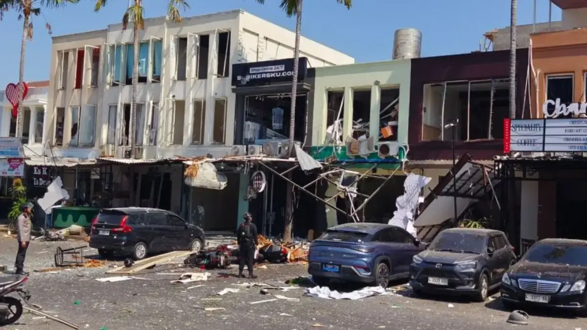 Sederet Fakta Ledakan di Kawasan San Antonio Pakuwon City Surabaya Sederet Fakta Ledakan di Kawasan San Antonio Pakuwon City Surabaya
