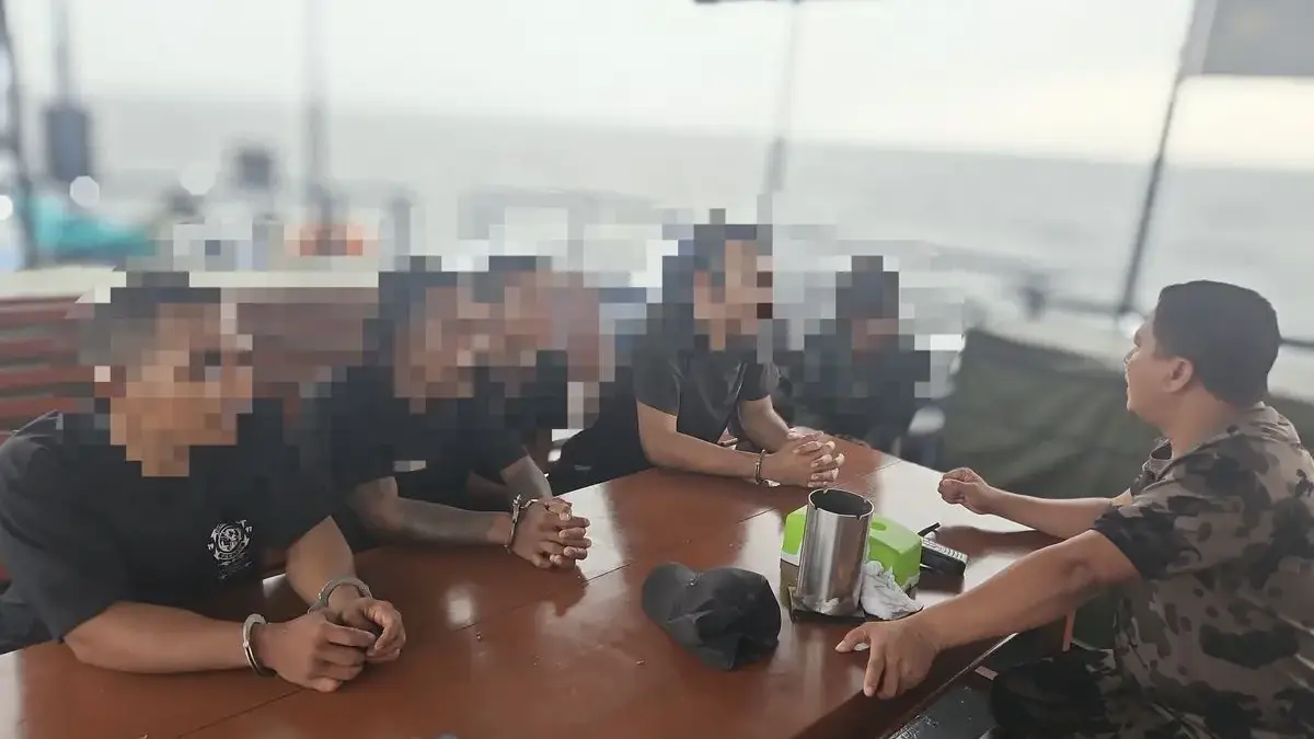 Fakta-fakta Kasus Penyiksaan ABK di Kapal Ikan: Disiksa dalam Tong hingga Berlayar 2 Bulan Fakta-fakta Kasus Penyiksaan ABK di Kapal Ikan: Disiksa dalam Tong hingga Berlayar 2 Bulan