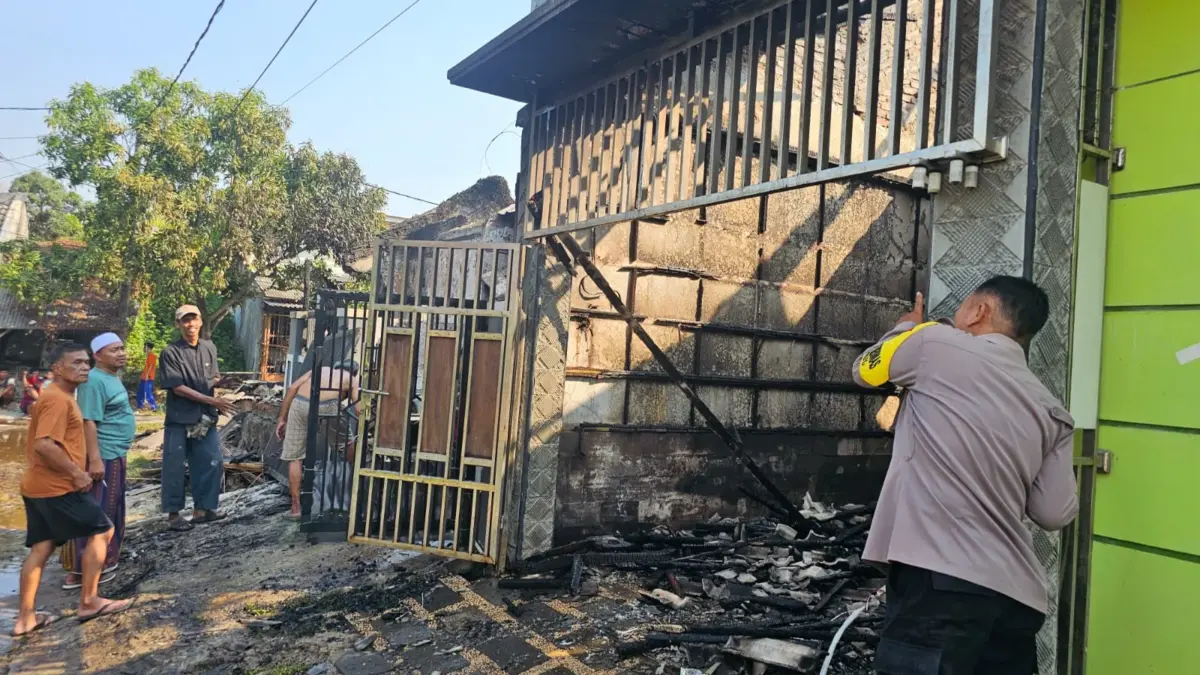 Kebakaran Rumah di Cirebon: Tiga Anak Sempat Terjebak, Diduga Akibat Bakar Sampah