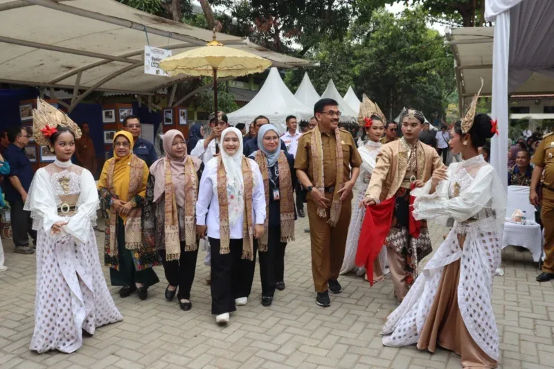 Mengintip Kemerdekaan Kreatif di Festival Literasi Cirebon: Ada Kelas Merajut dan Naskah Kuno