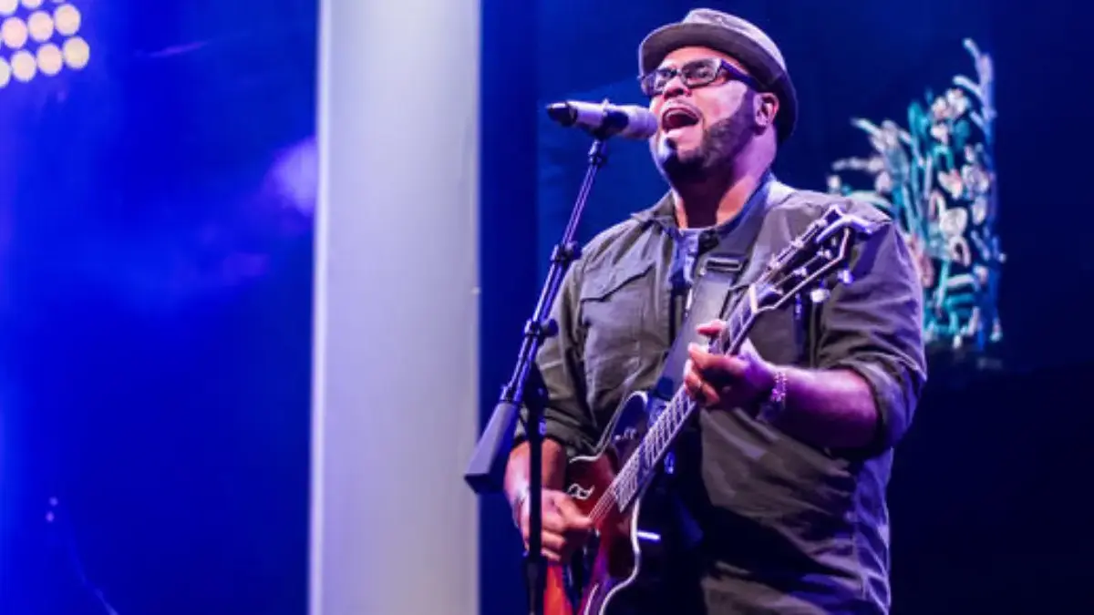 Siapa Israel Houghton yang Konsernya di Jakarta Ditolak Pemerintah?