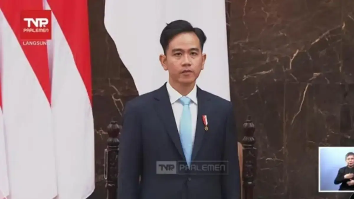 KPU Paparkan Alasan Terima Surat Keterangan Penyetaraan SMA Jadi Syarat Gibran Daftar Cawapres KPU Paparkan Alasan Terima Surat Keterangan Penyetaraan SMA Jadi Syarat Gibran Daftar Cawapres