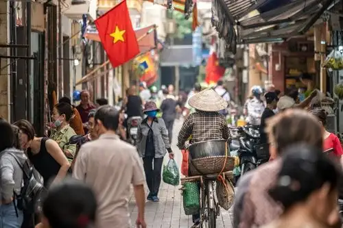 Ekonomi Vietnam Tumbuh 9,95% Kuartal III/2026, Ditopang Ekspor dan Infrastruktur di Tengah Tekanan Defisit Ekonomi Vietnam Tumbuh 9,95% Kuartal III/2026, Ditopang Ekspor dan Infrastruktur di Tengah Tekanan Defisit